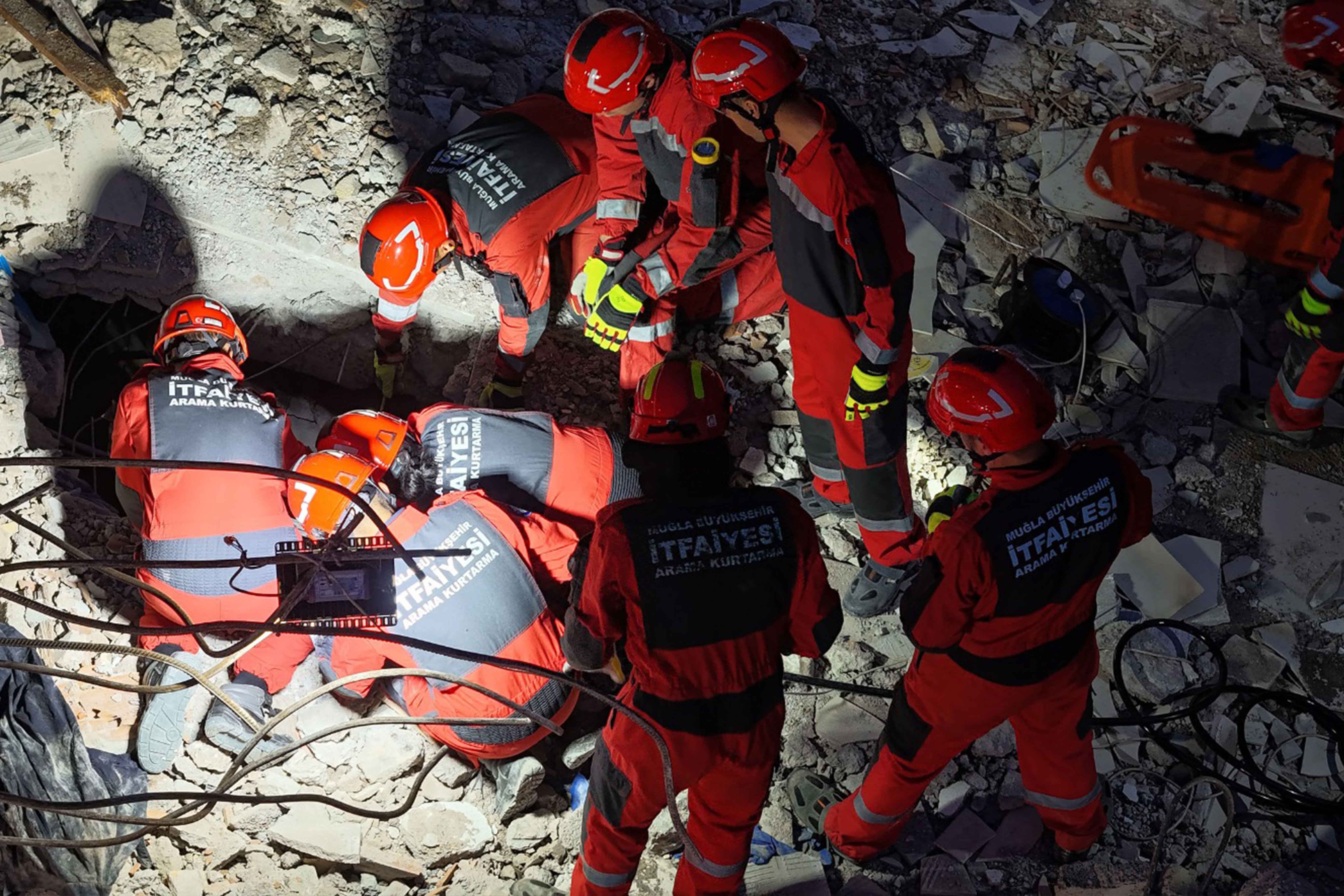 Büyükşehir’den Gerçeği Aratmayan Deprem Tatbikatı